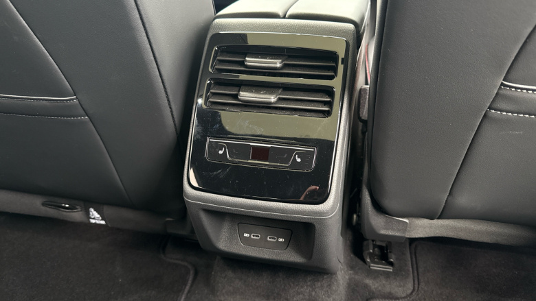 Volkswagen ID.7 250kW 4MOTION GTX Plus 86kWh 5dr Auto Electric Hatchback